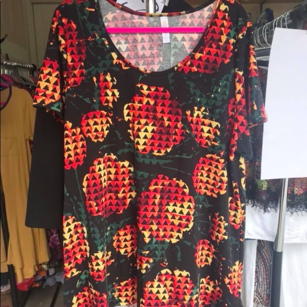 3XL Classic T- Lularoe